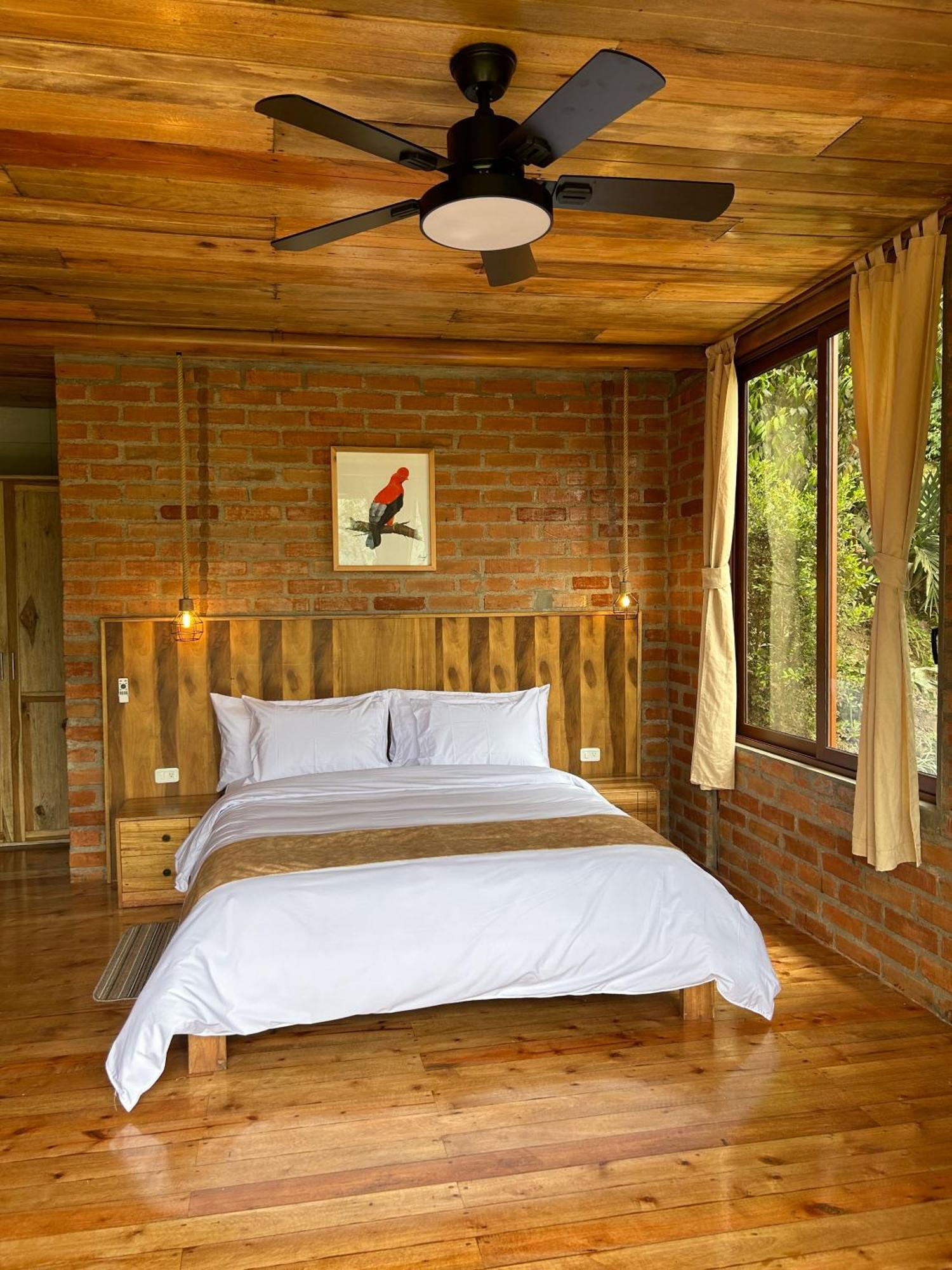 Piripe Wellness Lodge Pacto エクステリア 写真